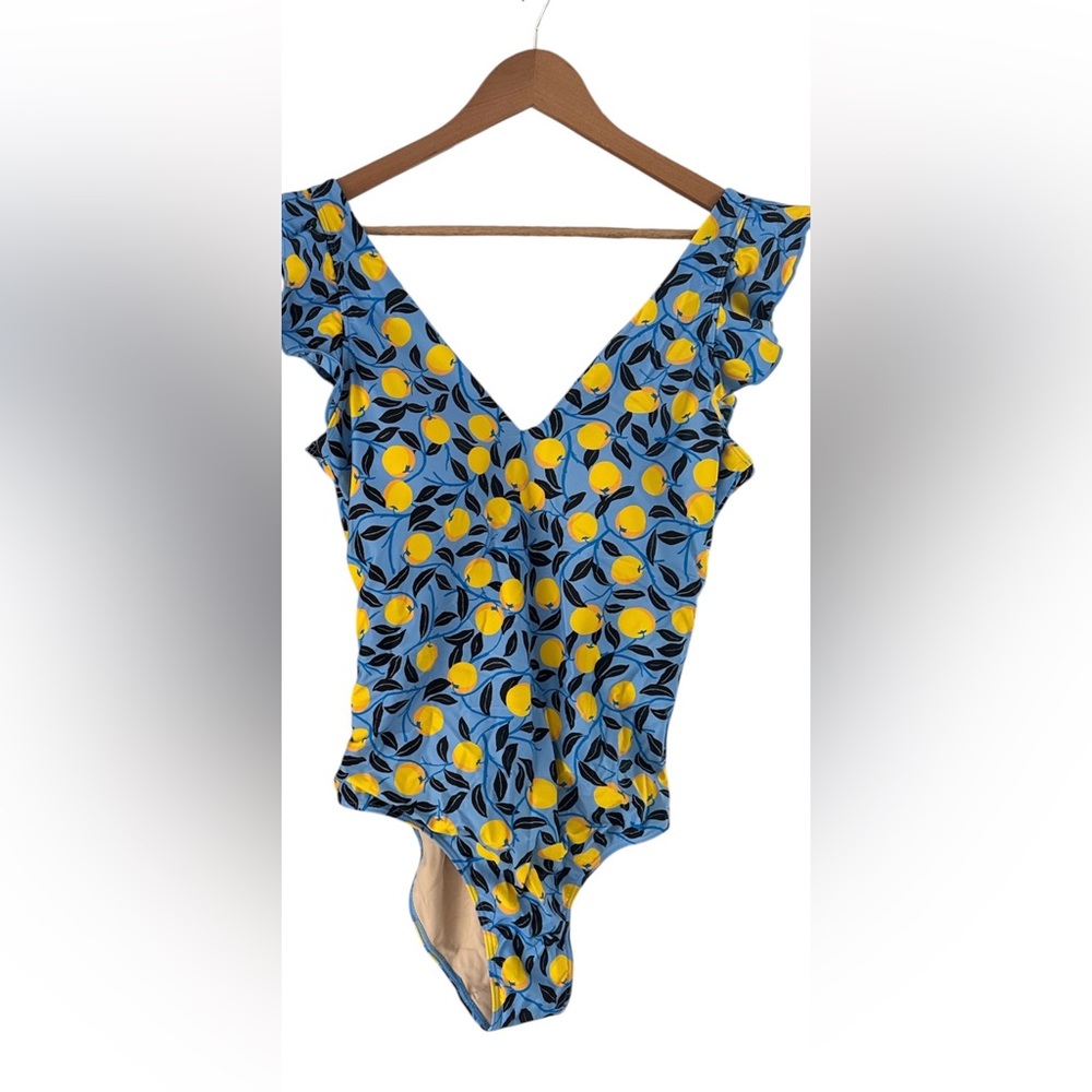 Summersalt one piece suit size 10
